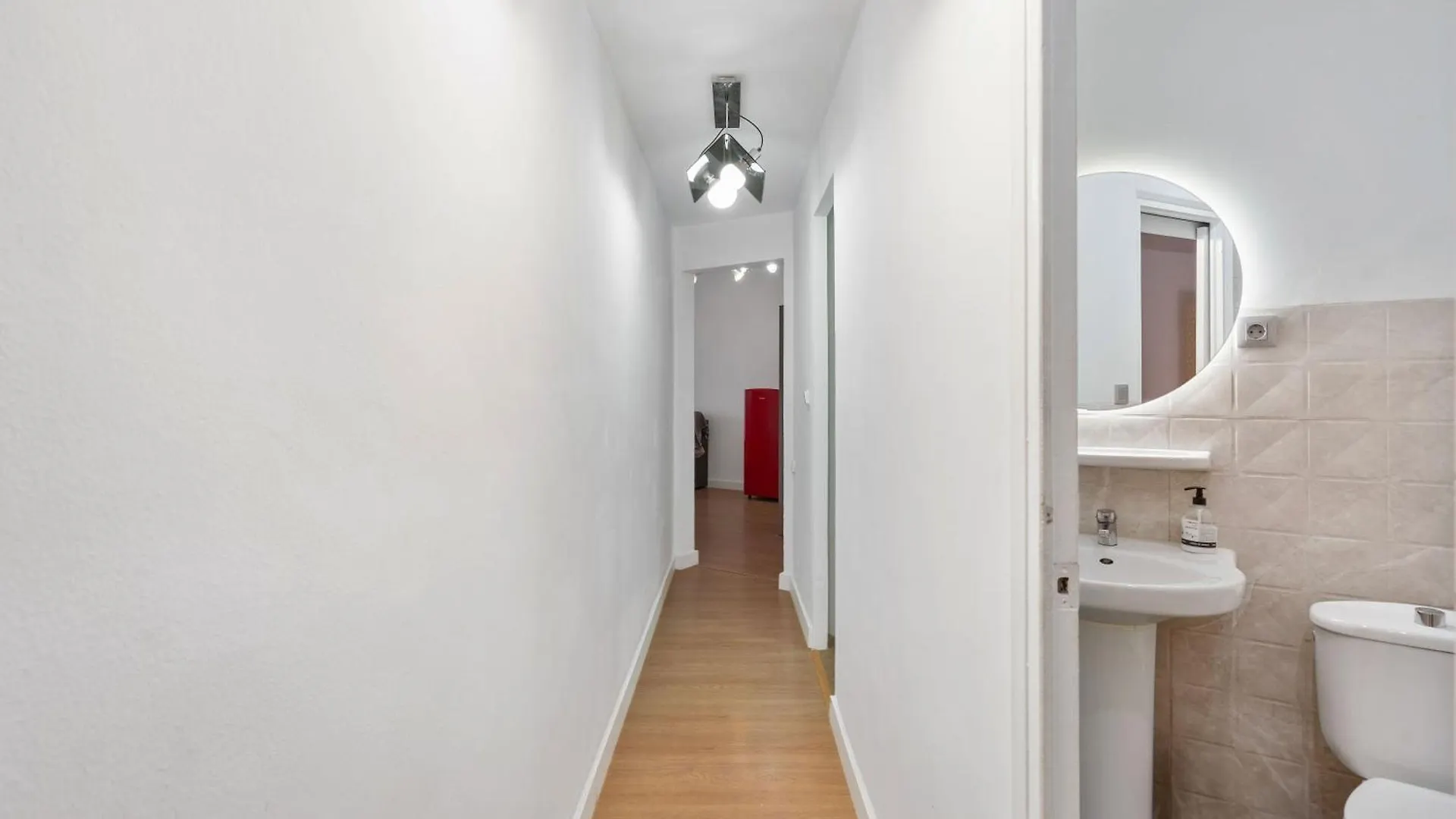 Apartamento Destination Downtown - Ultra Central Barcelona