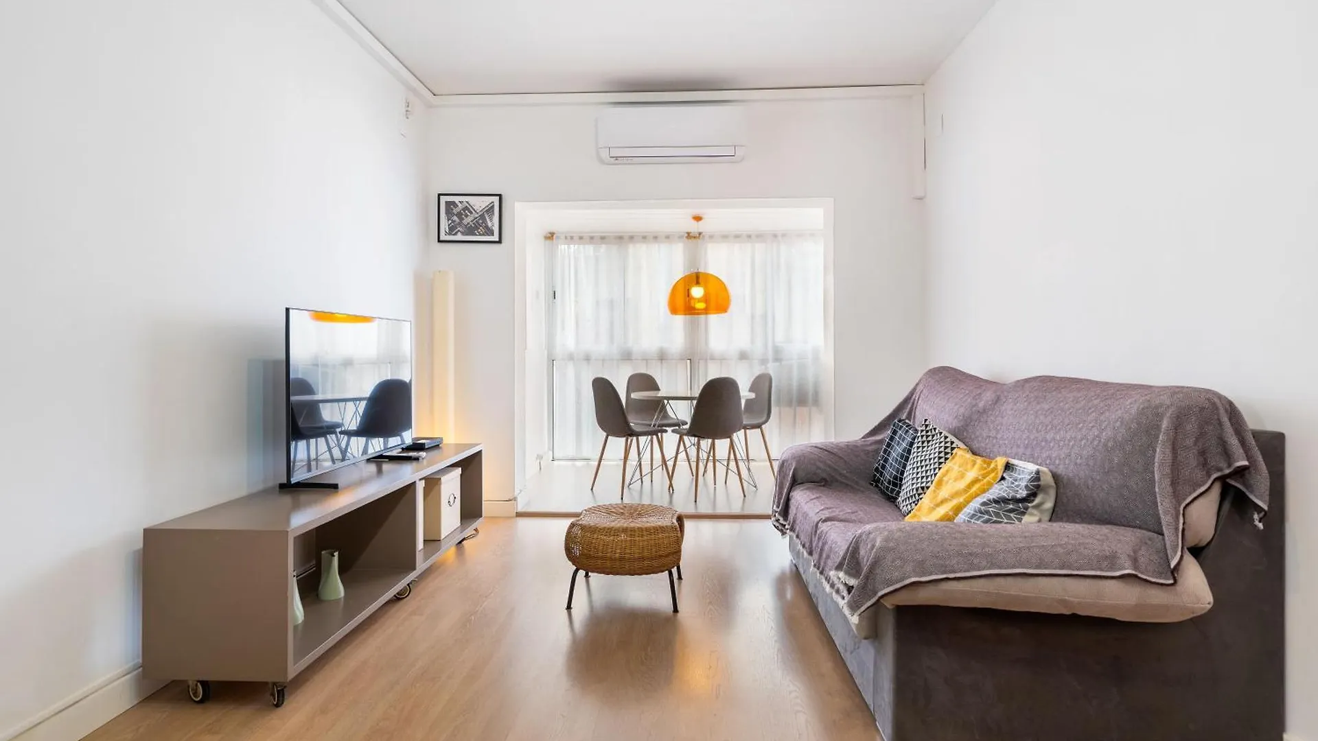 Apartamento Destination Downtown - Ultra Central Barcelona